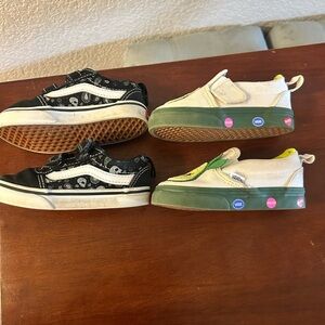 Vans toddler Sneakers. Black and white paisley. Green avocado